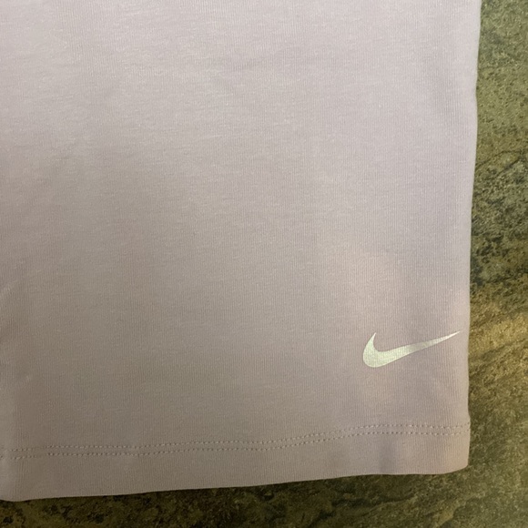 Nike
NWT WMNS NIKE SPORTSWEAR ICON CLASH ONE PIECE
Bodysuit
Style: CZ9326-576 - Picture 4 of 5